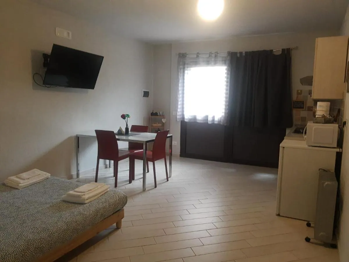 El Mono Local Villa Montalcino Italy